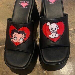 Dolls Kill Betty Boop sandal platforms 9